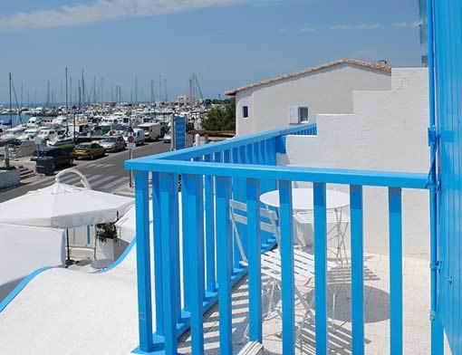 Les Vagues Hotel Saintes-Maries-de-la-Mer Bagian luar foto