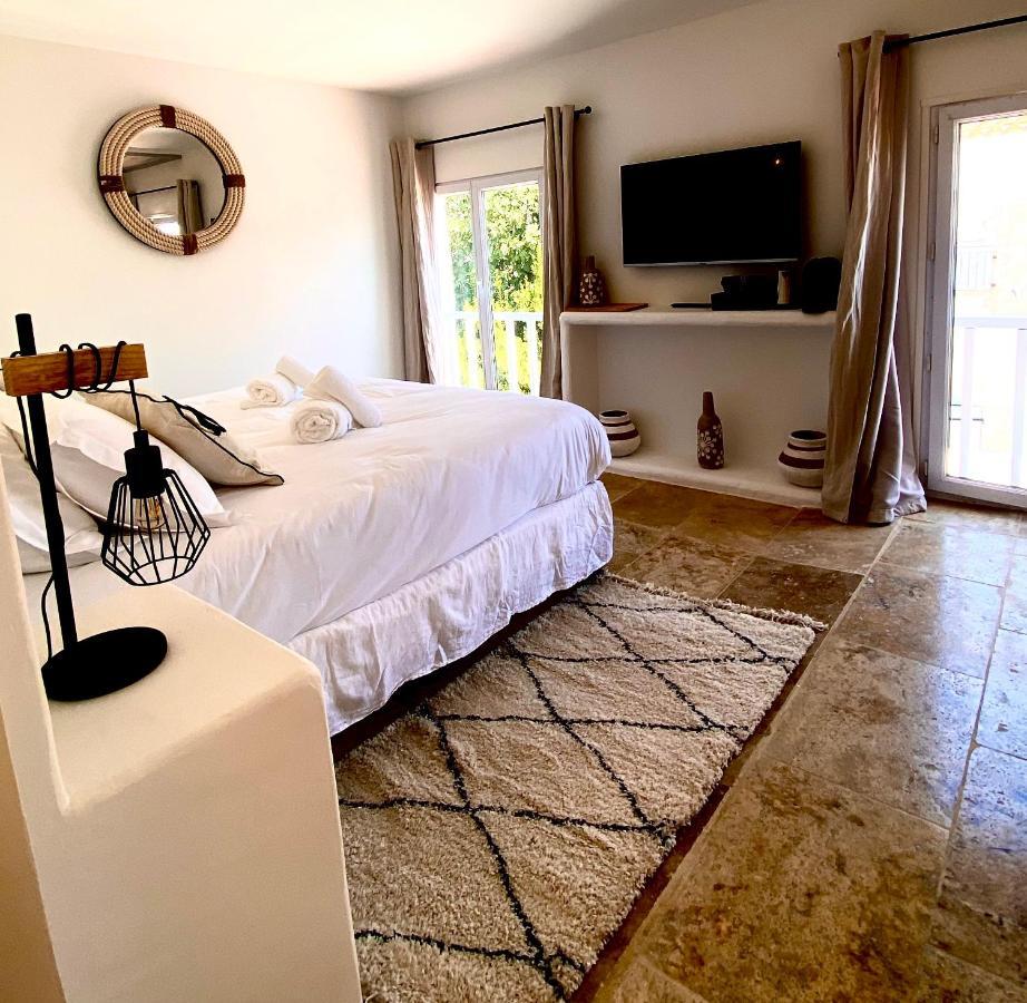 Les Vagues Hotel Saintes-Maries-de-la-Mer Bagian luar foto
