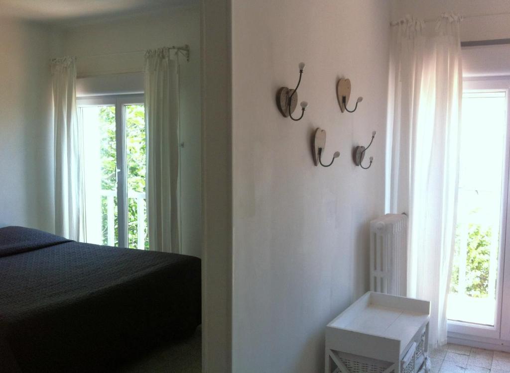 Les Vagues Hotel Saintes-Maries-de-la-Mer Ruang foto